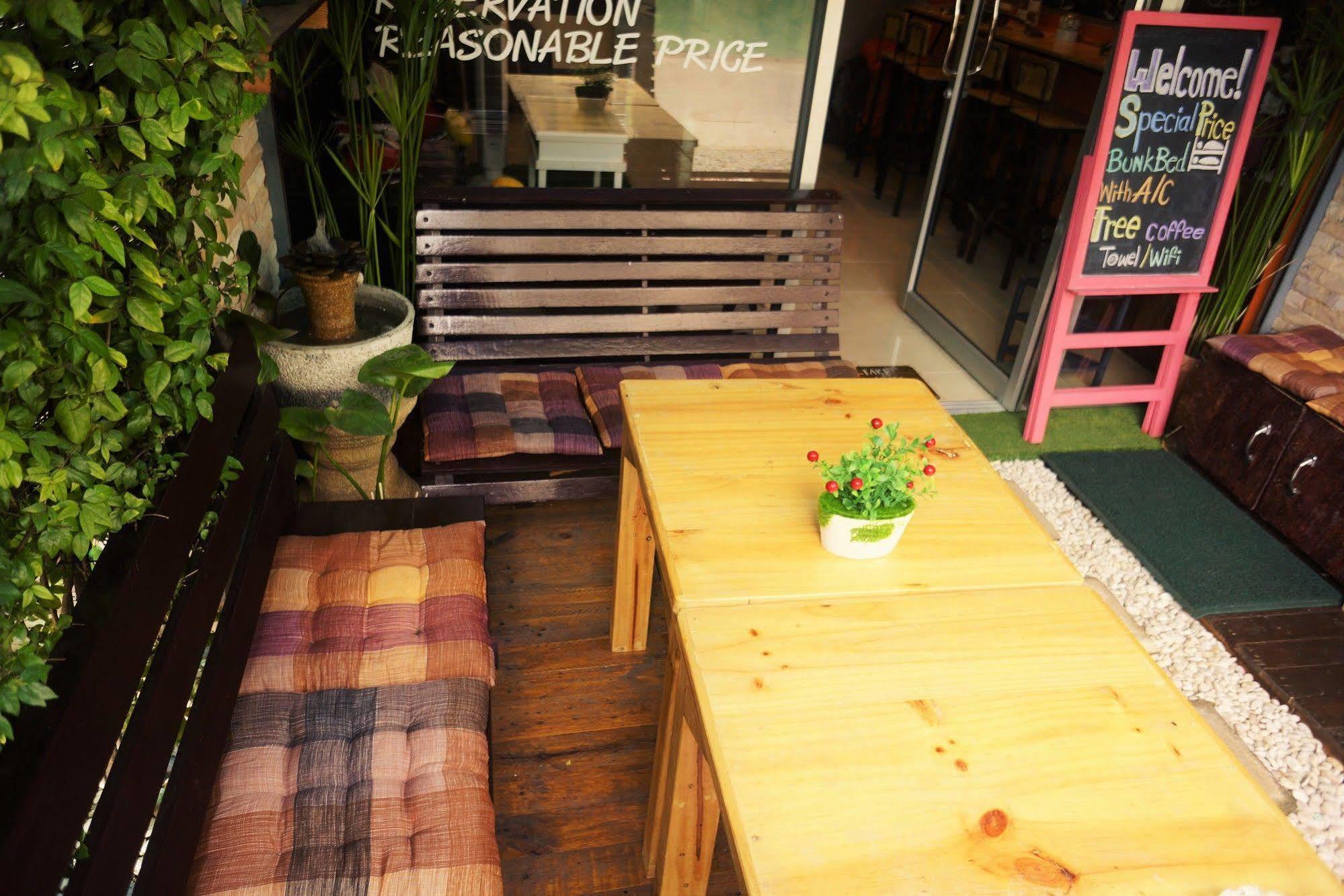 Cm City Hostel Chiang Mai Exterior foto