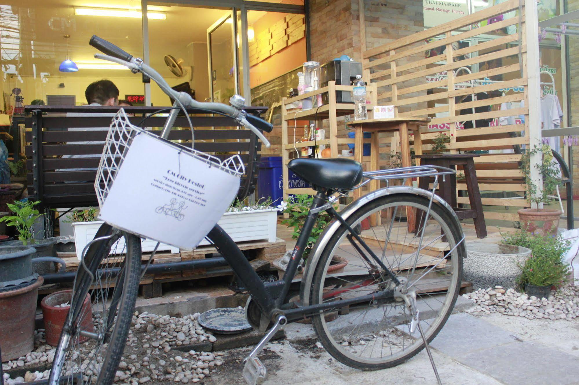 Cm City Hostel Chiang Mai Exterior foto